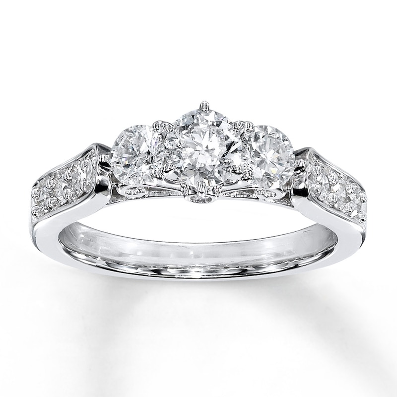 Main Image 1 of Previously Owned Three-Stone Diamond Engagement Ring 1 ct tw Round-cut 14K White Gold