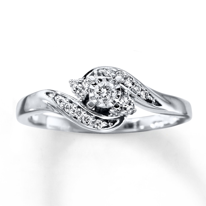 Main Image 1 of Previously Owned Diamond Engagement Ring 1/6 ct tw Round-cut 14K White Gold