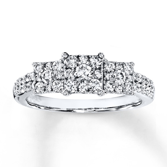 Previously Owned Diamond Engagement Ring 3/4 ct tw Round-cut 10K White Gold