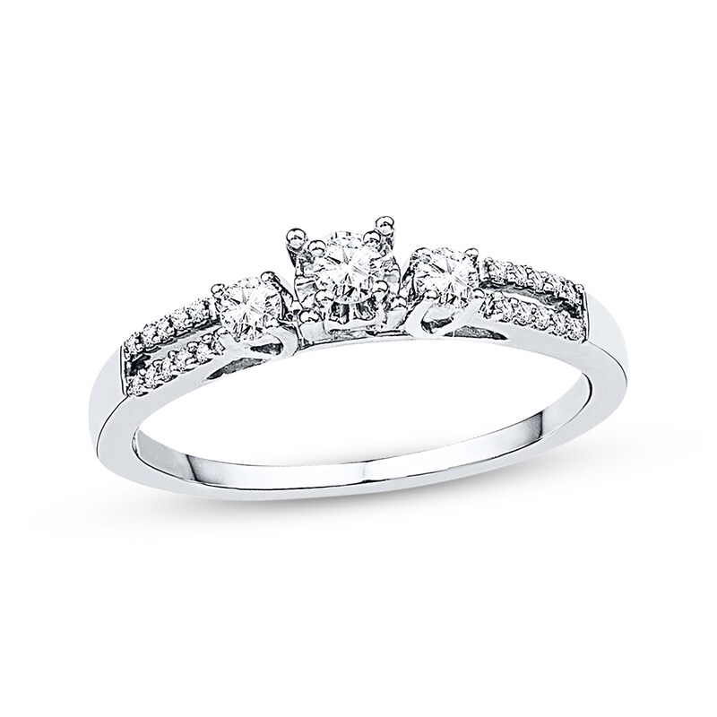 Main Image 1 of Previously Owned Three-Stone Ring 1/4 ct tw Diamonds 10K White Gold