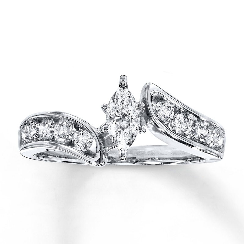 Main Image 1 of Previously Owned Diamond Ring 1 ct tw Marquise-Cut 14K Gold