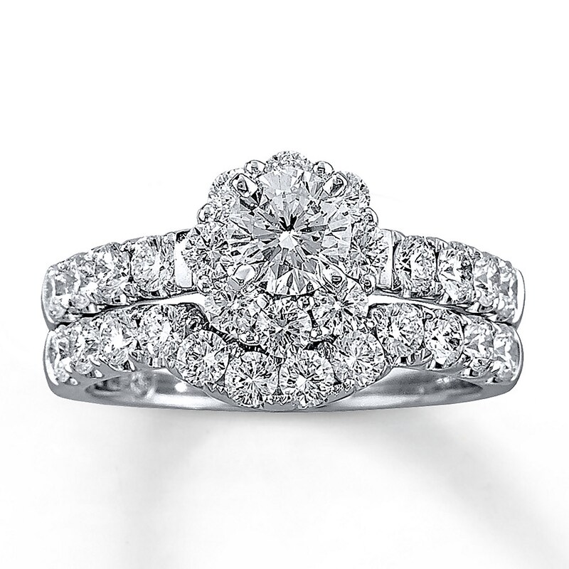 Main Image 1 of Previously Owned THE LEO Diamond Bridal Set 2 ct tw Round-cut 14K White Gold