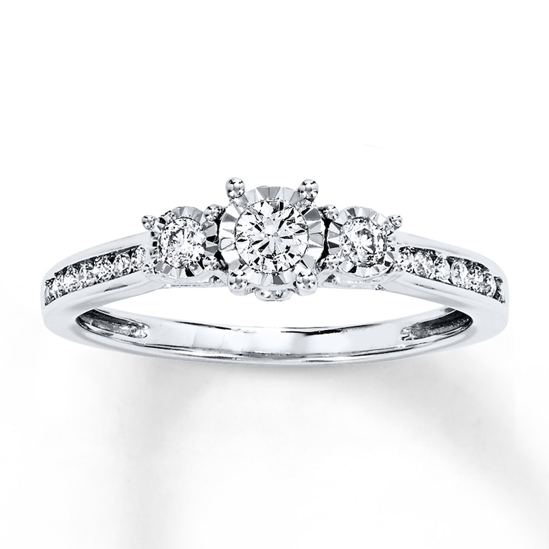 Main Image 1 of Previously Owned 3-Stone Diamond Ring 1/3 ct tw Round-cut 14K White Gold