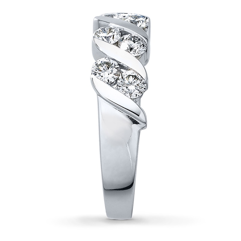 Previously Owned THE LEO Diamond Ring 1 ct tw Round-cut 14K White Gold