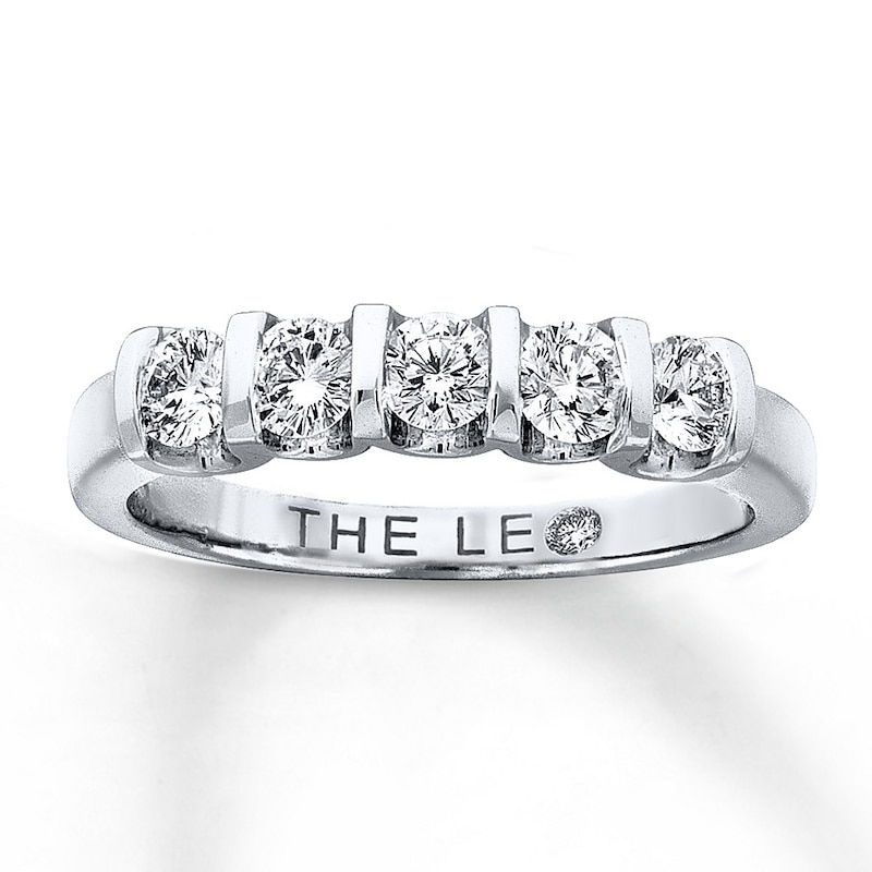 Previously Owned THE LEO Diamond Anniversary Band 5/8 ct tw Round-cut 14K White Gold