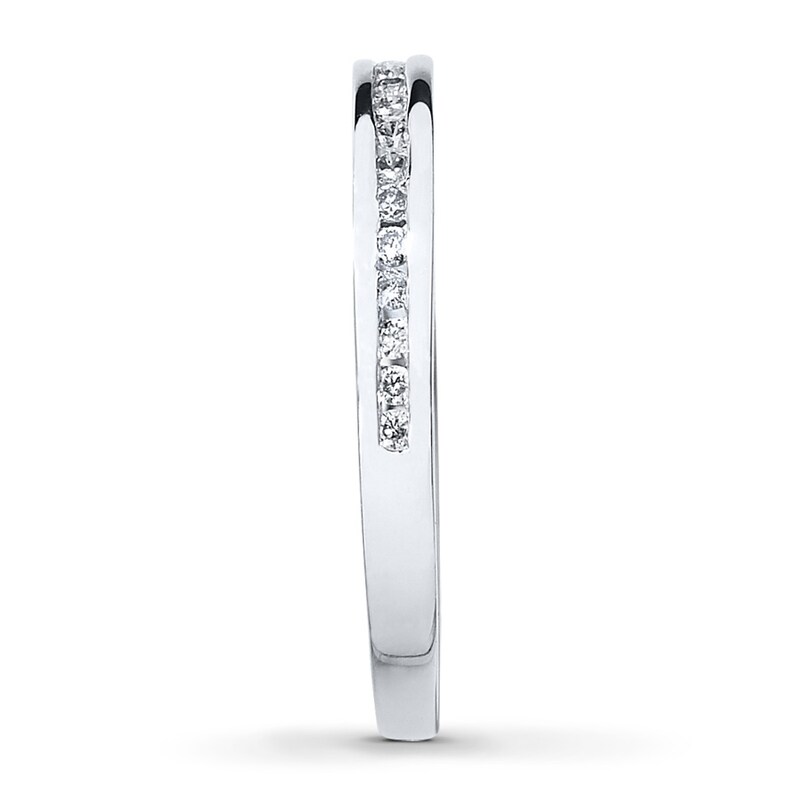 Main Image 3 of Previously Owned Diamond Wedding Band 1/8 ct tw Round-cut 10K White Gold Size 3.75