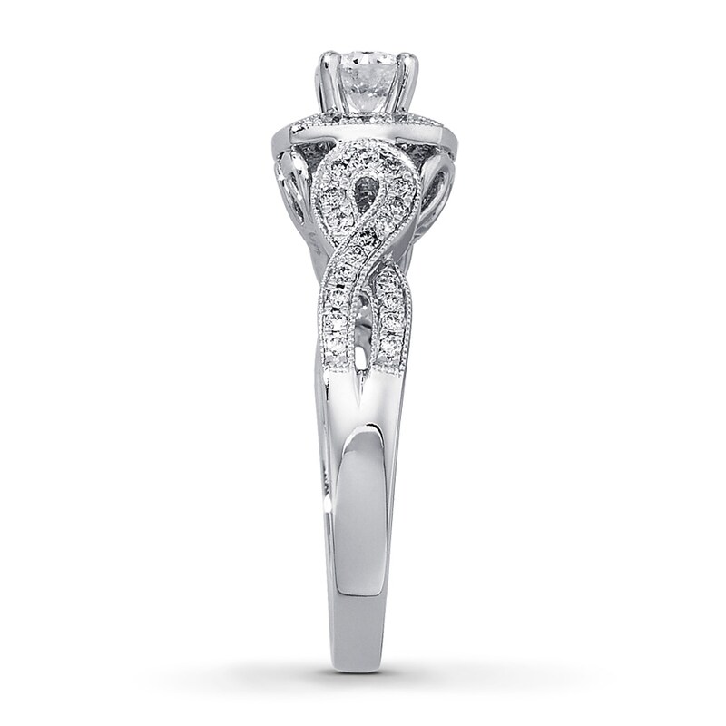 Previously Owned Previously Owned Ring 5/8 ct tw Round-cut Diamonds 14K White Gold - Size 4.25