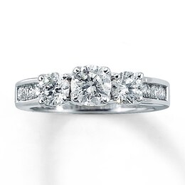 Previously Owned Three-Stone Diamond Ring 1-1/2 ct tw Round-cut 14K White Gold
