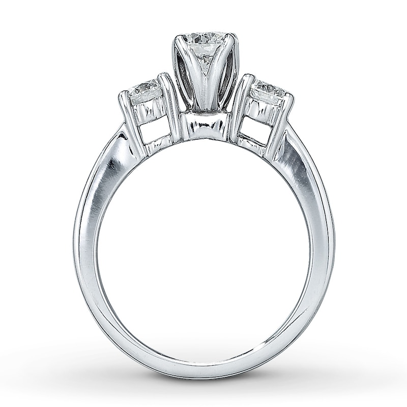 Main Image 2 of Previously Owned Three-Stone Diamond Ring 1-1/2 ct tw Round-cut 14K White Gold