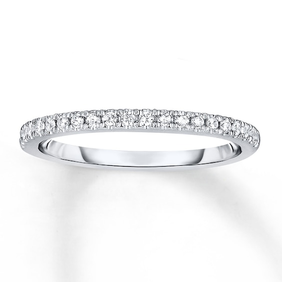 Previously Owned Diamond Wedding Band 1/6 ct tw Round-cut Diamonds 14K White Gold