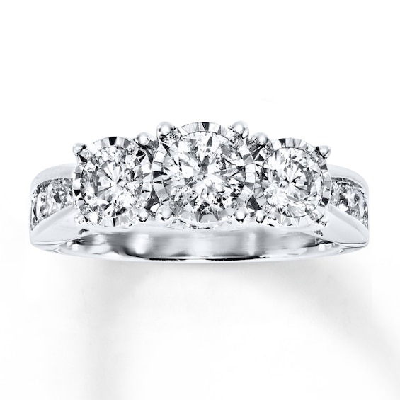 Previously Owned Diamond 3-Stone Ring 1-1/2 ct tw Round-cut 14K White Gold