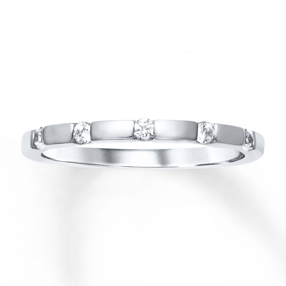 Previously Owned Ring 1/6 ct tw Diamonds 10K White Gold