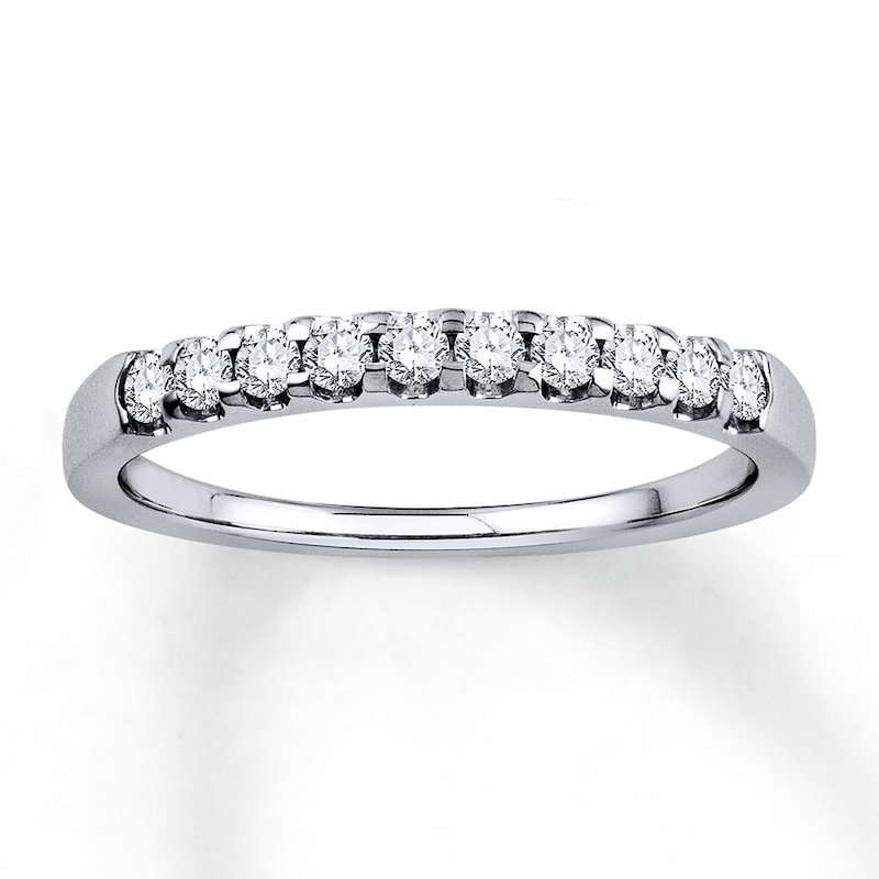 Main Image 1 of Previously Owned Diamond Anniversary Band 1/4 ct tw Round-cut Platinum