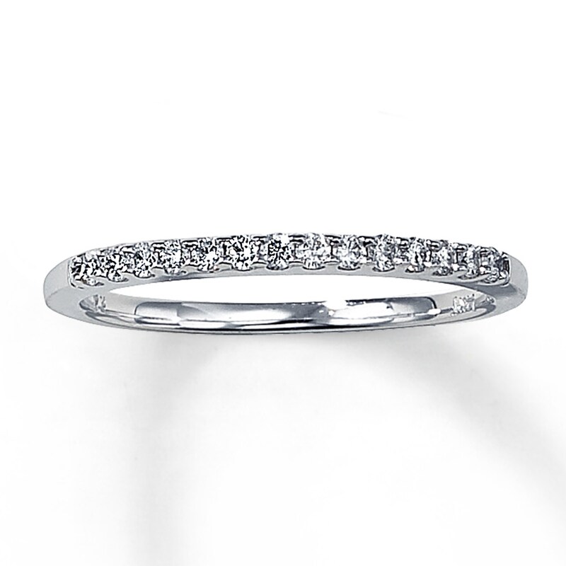 Main Image 1 of Previously Owned Diamond Wedding Band 1/6 ct tw Round-cut 14K White Gold - Size 4.25