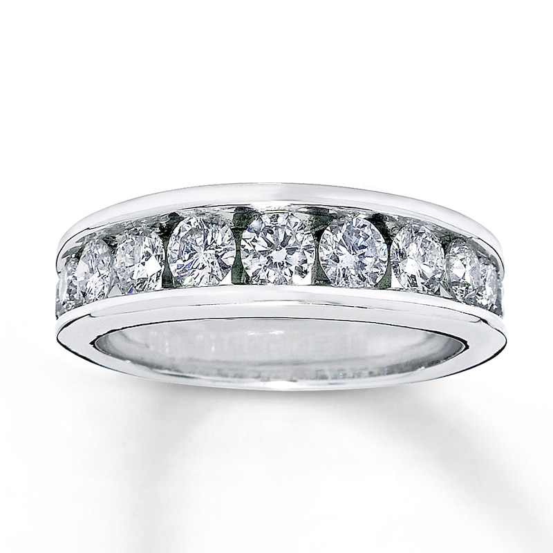 Main Image 1 of Previously Owned Diamond Wedding Band 1-1/5 ct tw Round-cut 14K White Gold Size 4