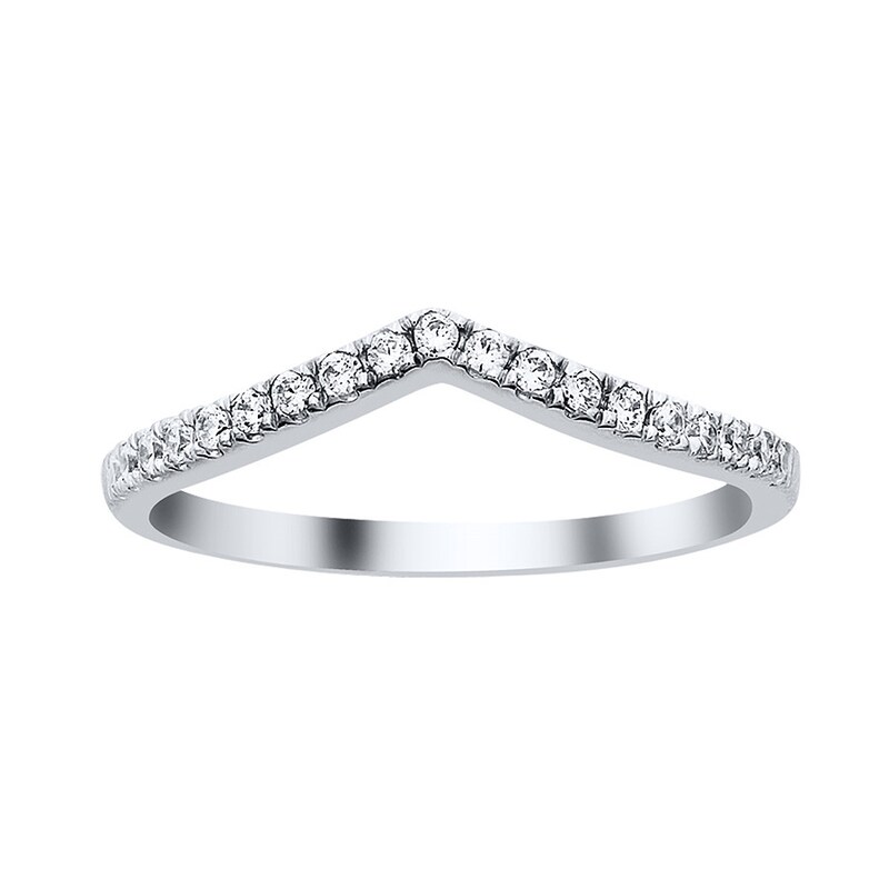 Main Image 1 of Previously Owned Diamond Band 1/6 ct tw Round-cut 14K White Gold