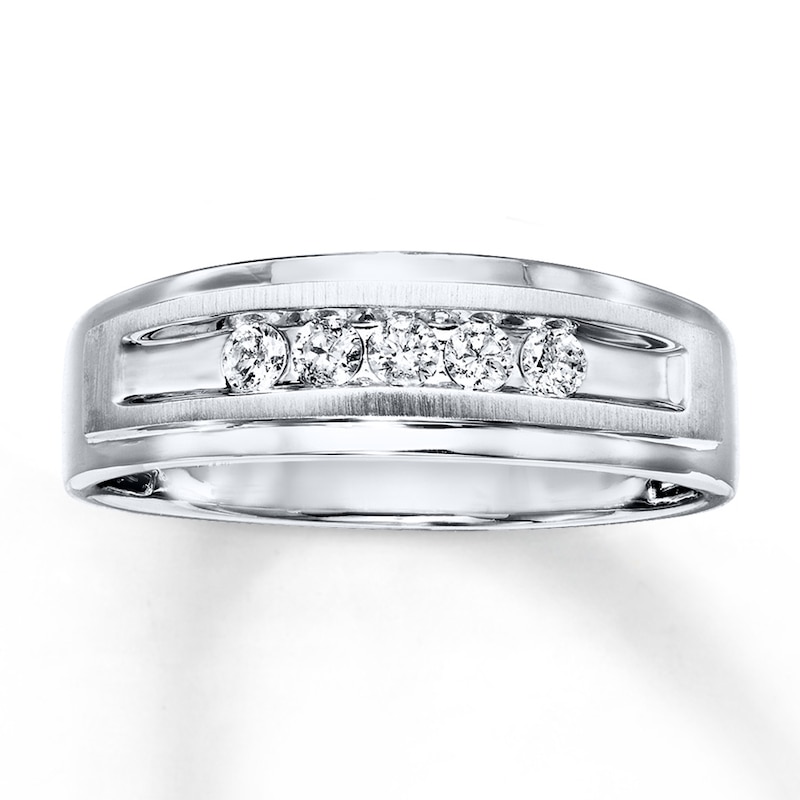 Main Image 1 of Previously Owned Men's Diamond Band 1/4 ct tw Round-cut 10K White Gold - Size 6