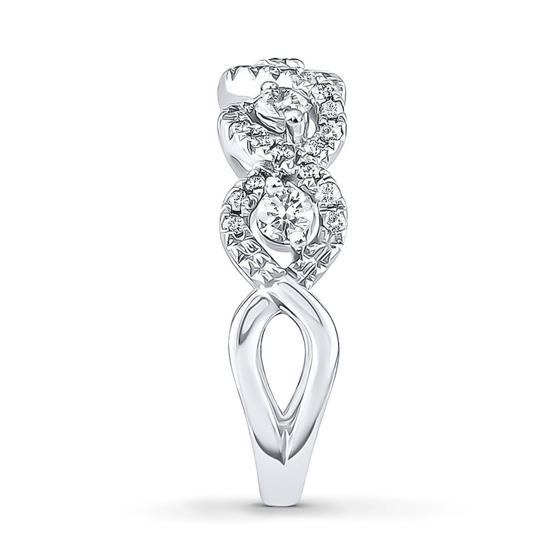 Main Image 3 of Previously Owned Diamond Ring 3/4 ct tw Round-cut 14K White Gold - Size 10