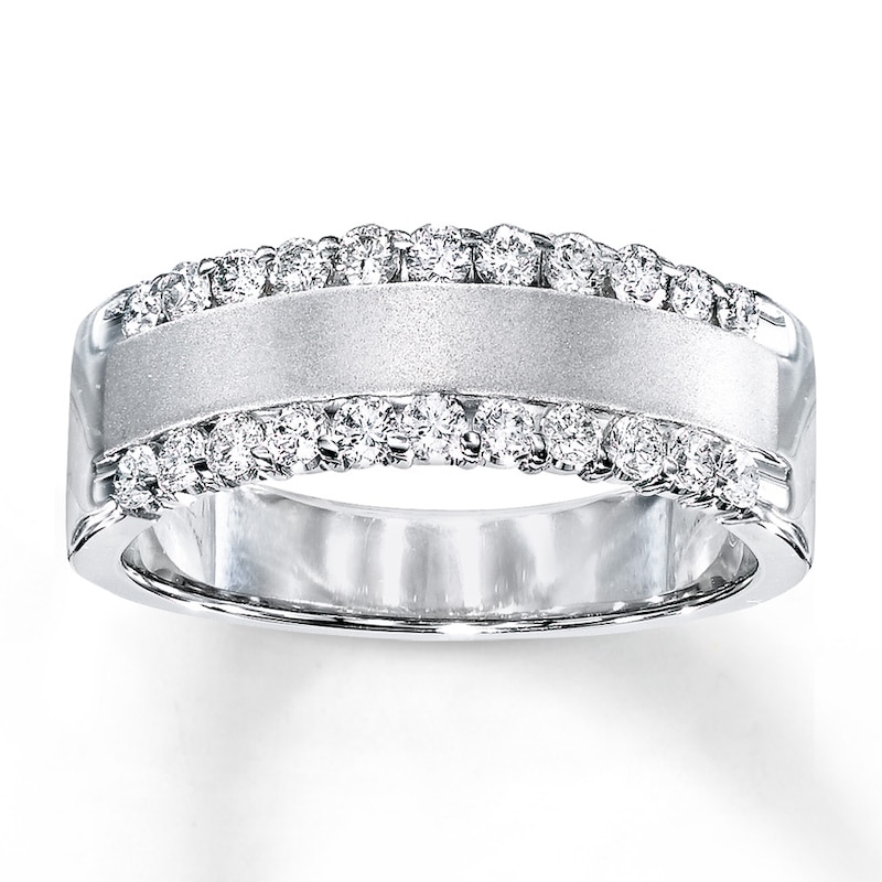 Main Image 1 of Previously Owned Diamond Anniversary Ring 1/2 ct tw Round-cut 14K White Gold - Size 5.5