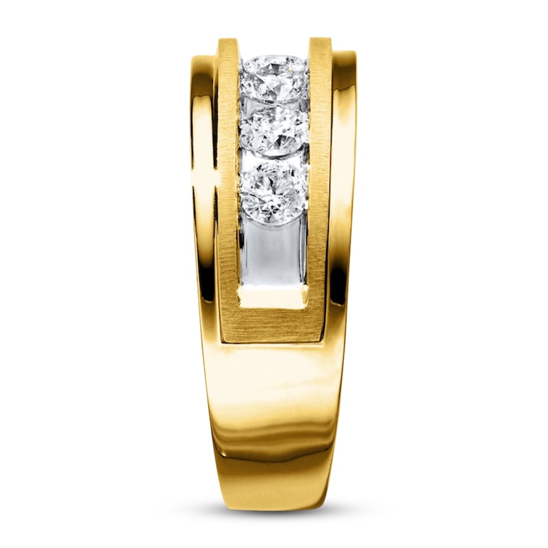 Main Image 2 of Previously Owned Men's Diamond Wedding Band 1 ct tw Round-cut 10K Yellow Gold Size 13.75