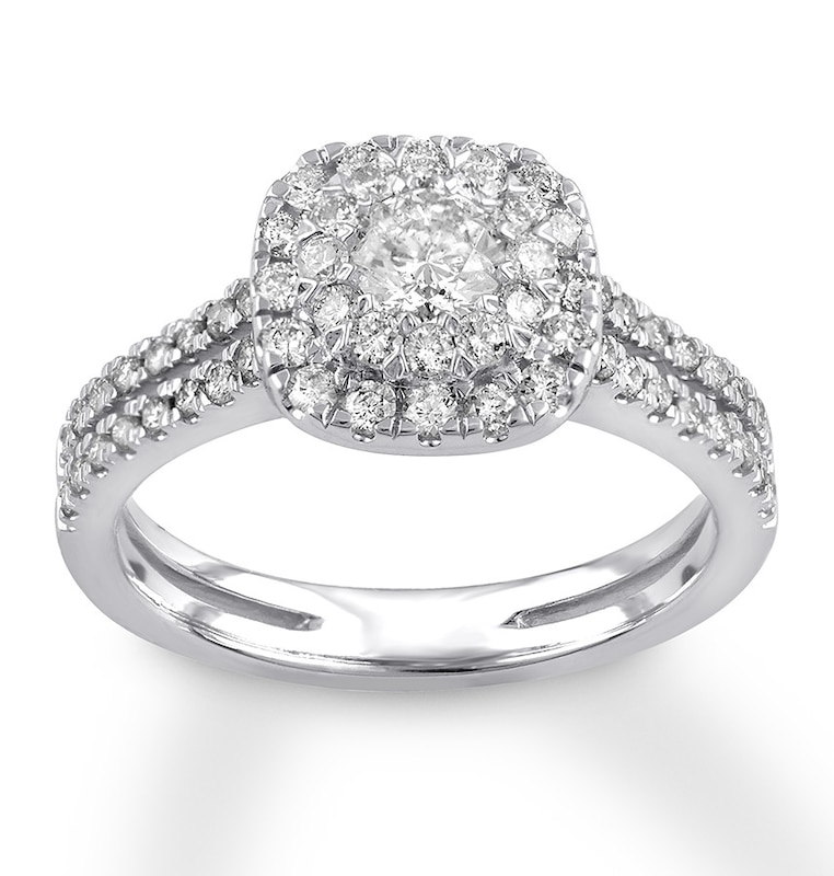 Main Image 1 of Previously Owned Diamond Engagement Ring 7/8 ct tw Round-cut 14K White Gold - Size 3.75
