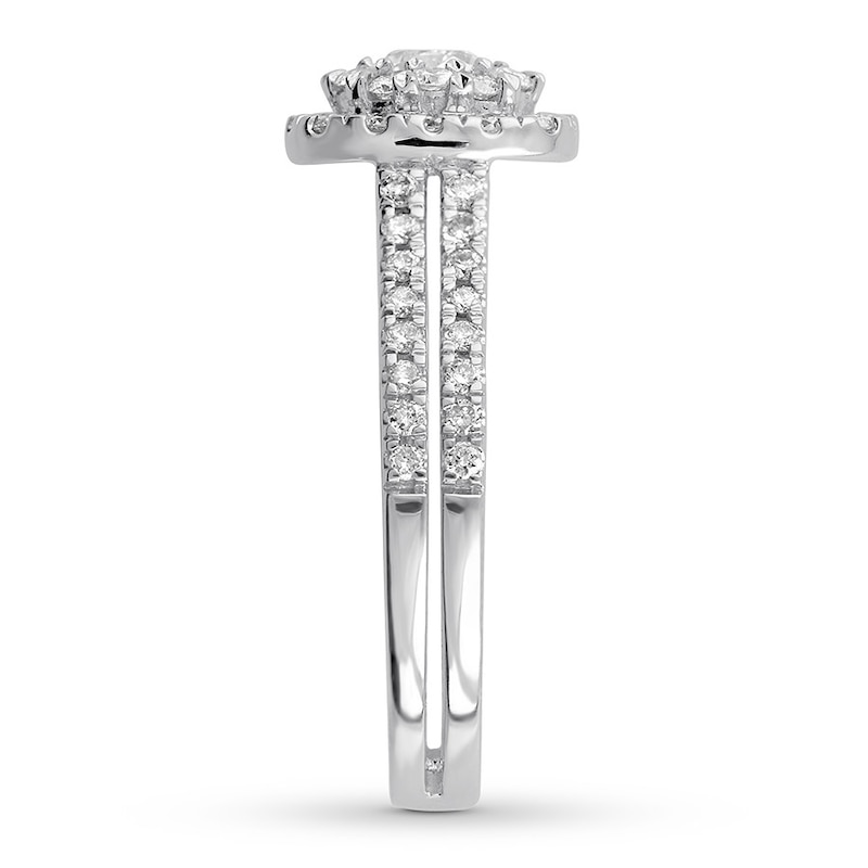 Main Image 3 of Previously Owned Diamond Engagement Ring 7/8 ct tw Round-cut 14K White Gold - Size 3.75