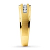 Thumbnail Image 3 of Previously Owned Men's Wedding Band 1/4 ct tw Round-cut Diamonds 10K Yellow Gold Size 13.5