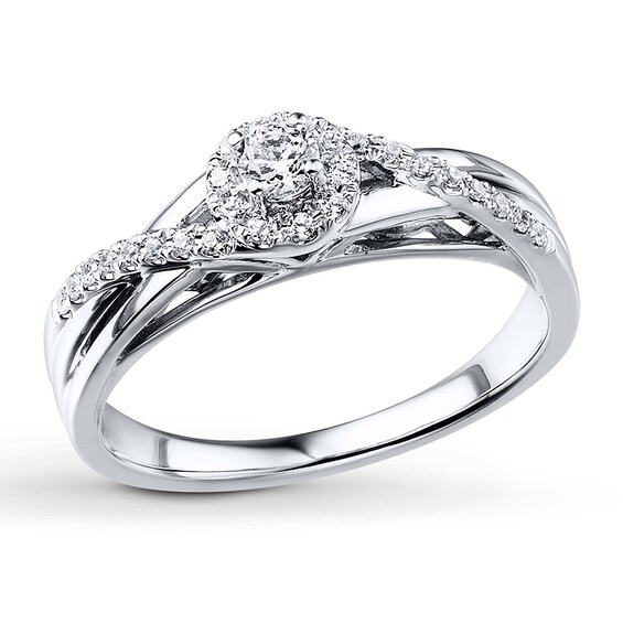 Previously Owned Diamond Engagement Ring 1/4 ct tw Round-cut 10K White Gold