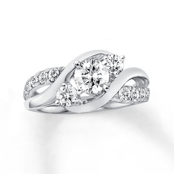 Previously Owned Diamond Engagement Ring 1 ct tw Round-cut 14K White Gold