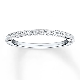 Previously Owned Diamond Wedding Band 1/4 ct tw Round-cut 14K White Gold