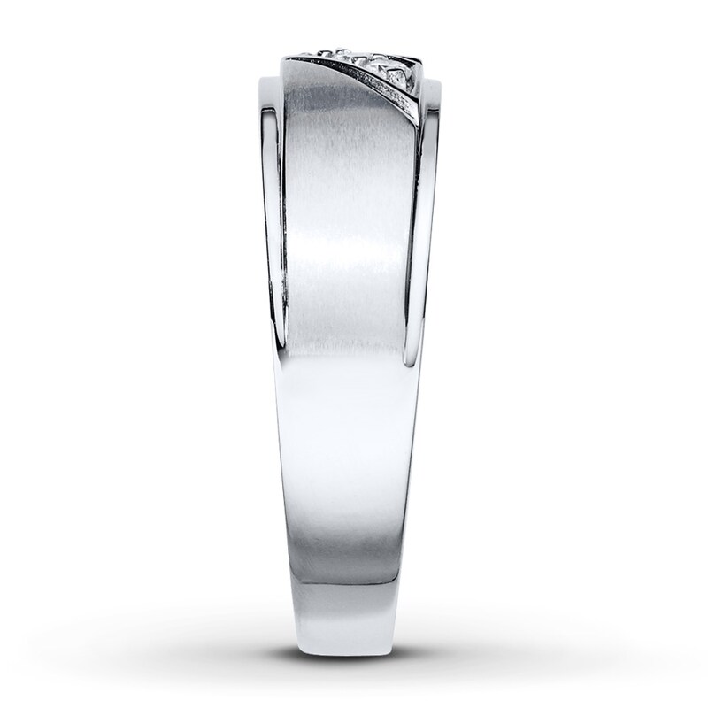 Main Image 3 of Previously Owned Men's Diamond Wedding Band 1/10 ct tw Round-cut 10K White Gold