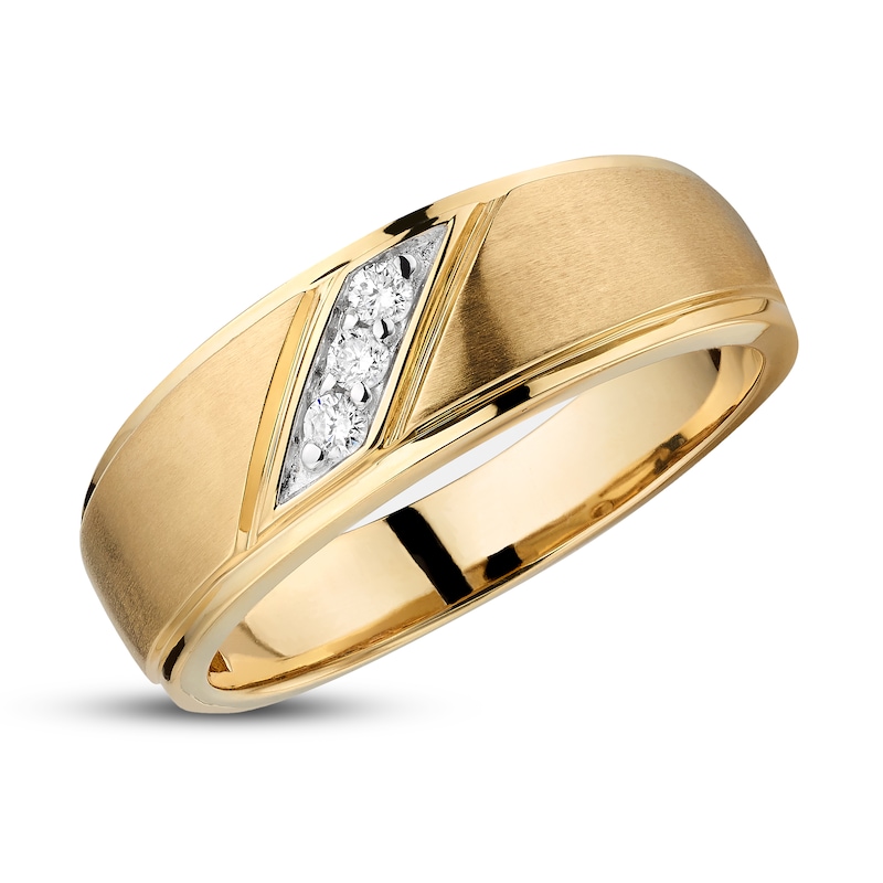 Main Image 4 of Previously Owned Men's 3-Stone Diamond Wedding Band 1/10 ct tw 10K Yellow Gold
