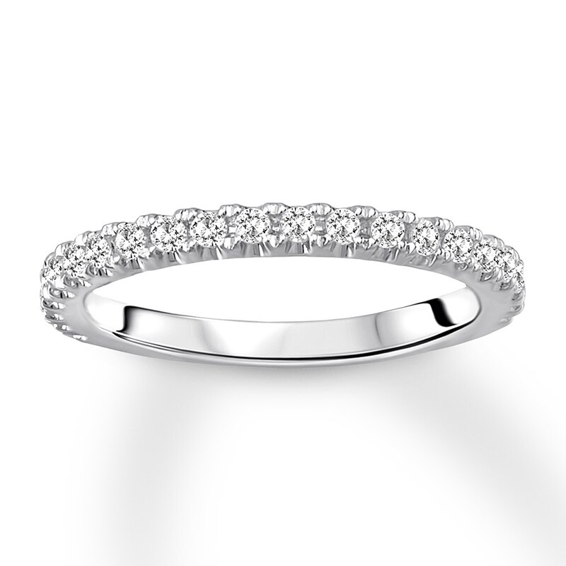 Main Image 1 of Previously Owned Diamond Wedding Band 3/8 ct tw Round-cut 14K White Gold - Size 4.75