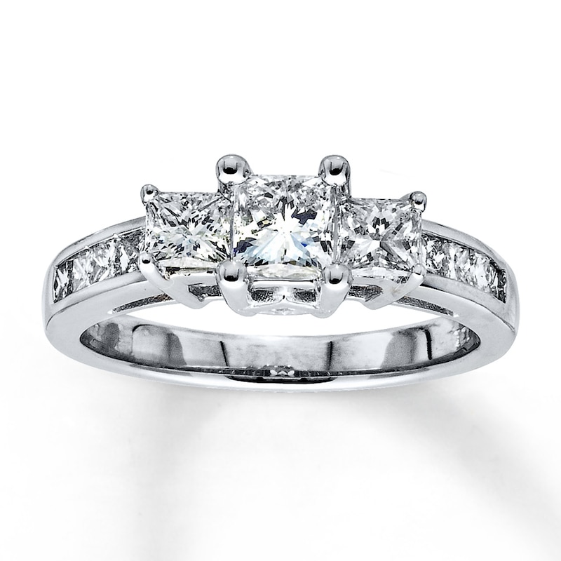 Previously Owned Engagement Ring 1-1/2 ct tw Round-cut Diamonds 14K White Gold - Size 5.75