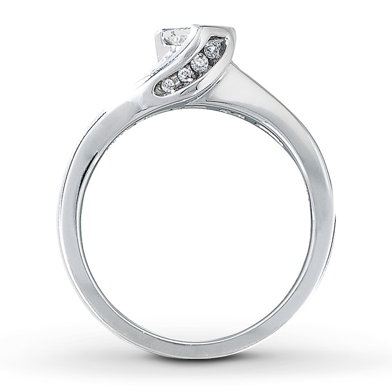 Main Image 2 of Previously Owned Engagement Ring 1/2 ct tw Princess & Round-cut 14K White Gold Size 4