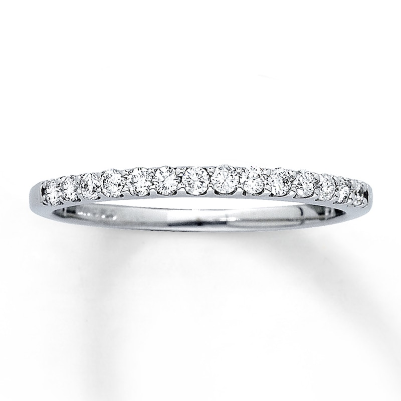 Previously Owned Diamond Wedding Band 1/4 ct tw Round-cut 14K White Gold - Size 10.5