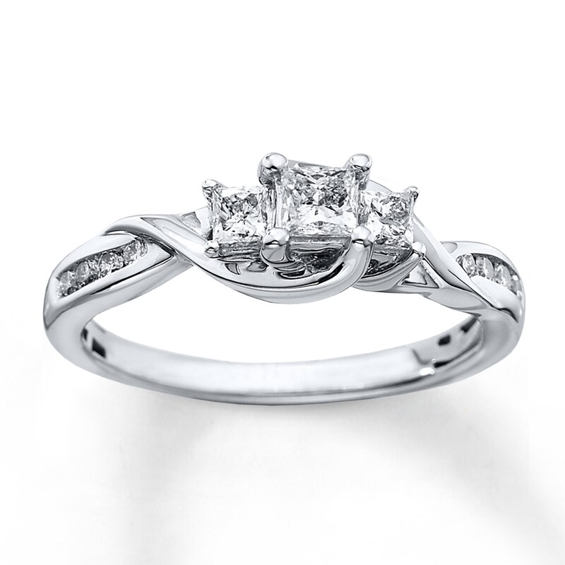 Main Image 1 of Previously Owned 3-Stone Diamond Ring 1/2 ct tw Princess & Round-cut 10K White Gold - Size 9