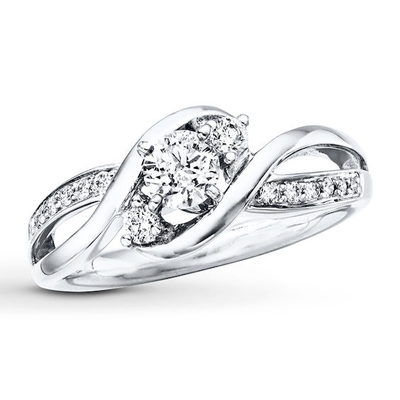 Previously Owned Three-Stone Engagement Ring 3/8 ct tw Round-cut Diamonds 14K White Gold Size 4.5