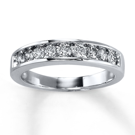 Previously Owned Wedding Band 5/8 ct tw Round-cut Diamonds 14K White Gold Size 4
