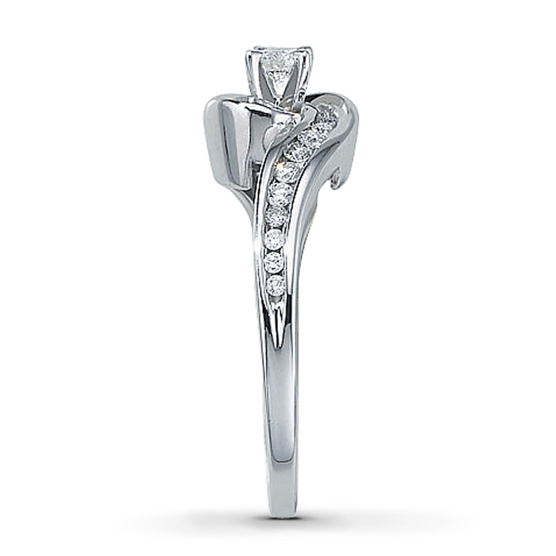 Main Image 3 of Previously Owned Diamond Engagement Ring 3/8 ct tw Round-cut 14K White Gold - Size 8.75