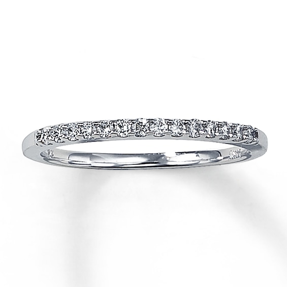 Previously Owned Wedding Band 1/6 ct tw Round-cut Diamonds 14K White Gold Size 3.75