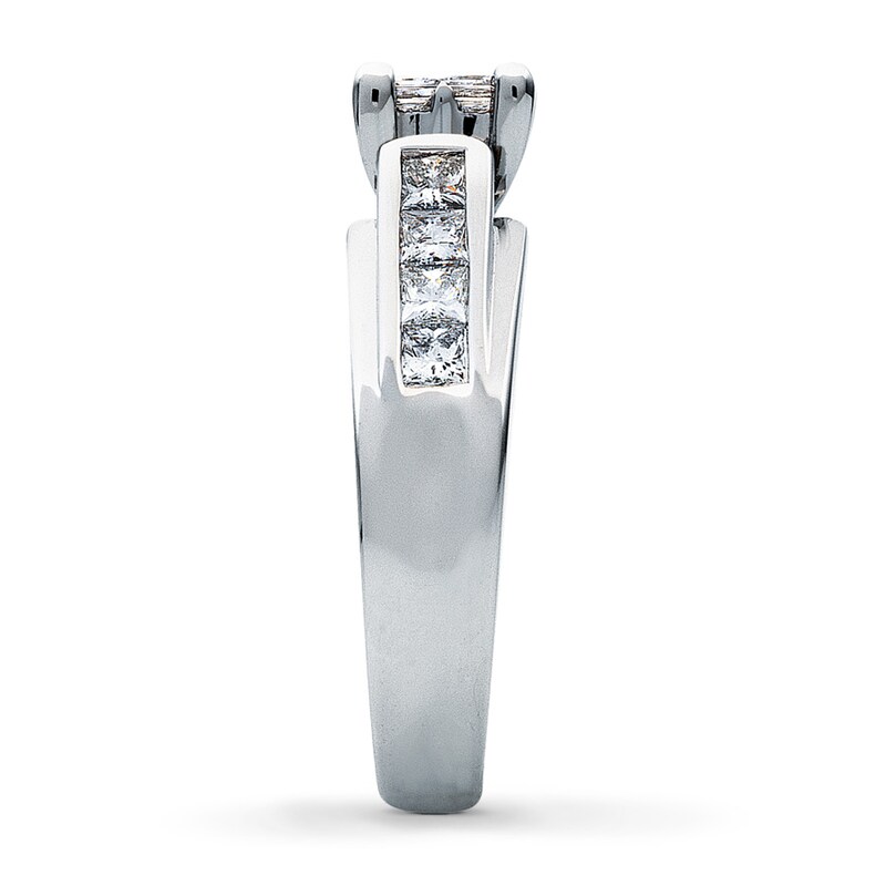 Main Image 3 of Previously Owned Engagement Ring 1 ct tw Princess & Ronud-cut Diamonds 14K White Gold - Size 4.25
