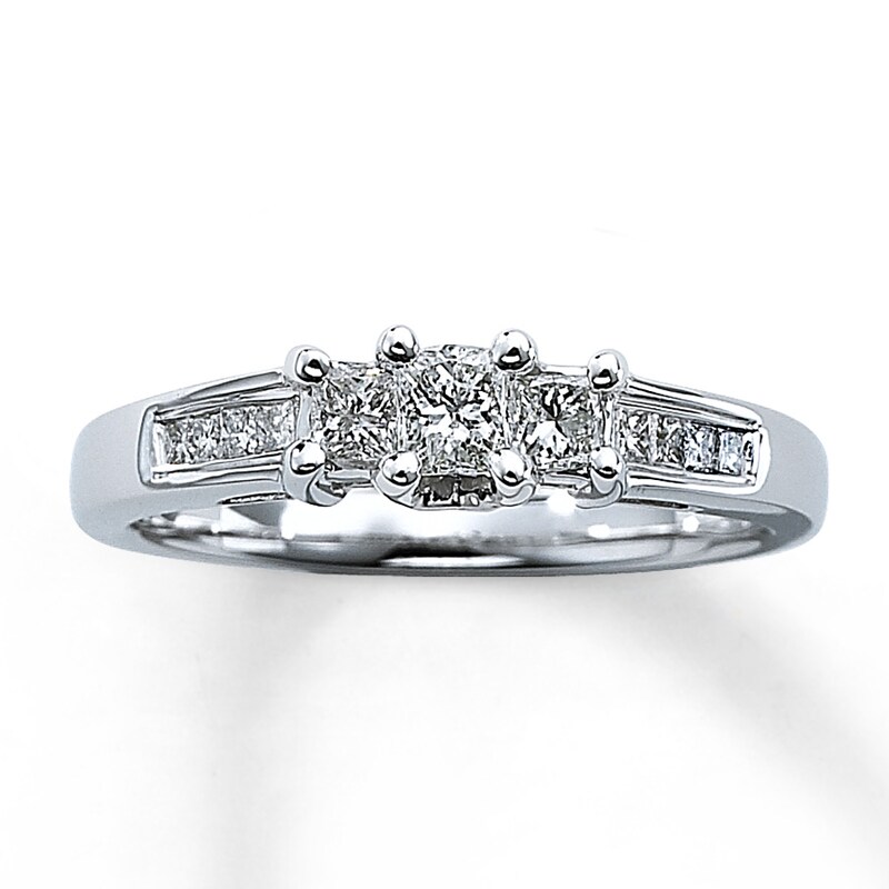 Main Image 1 of Previously Owned Three-Stone Diamond Ring 1/2 ct tw Princess-Cut 14K White Gold Size 4.5