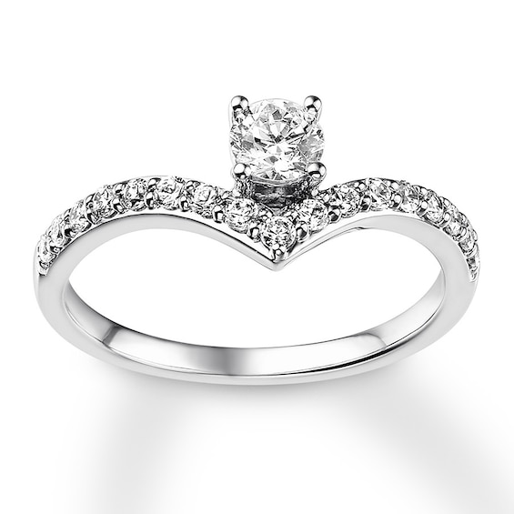 Previously Owned Diamond Engagement Ring 5/8 ct tw Round-cut 14K White Gold