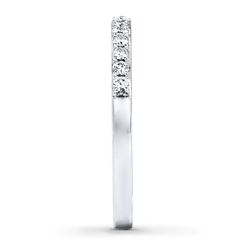 Main Image 3 of Previously Owned Diamond Wedding Band 1/4 ct tw 14K White Gold Size 11.75