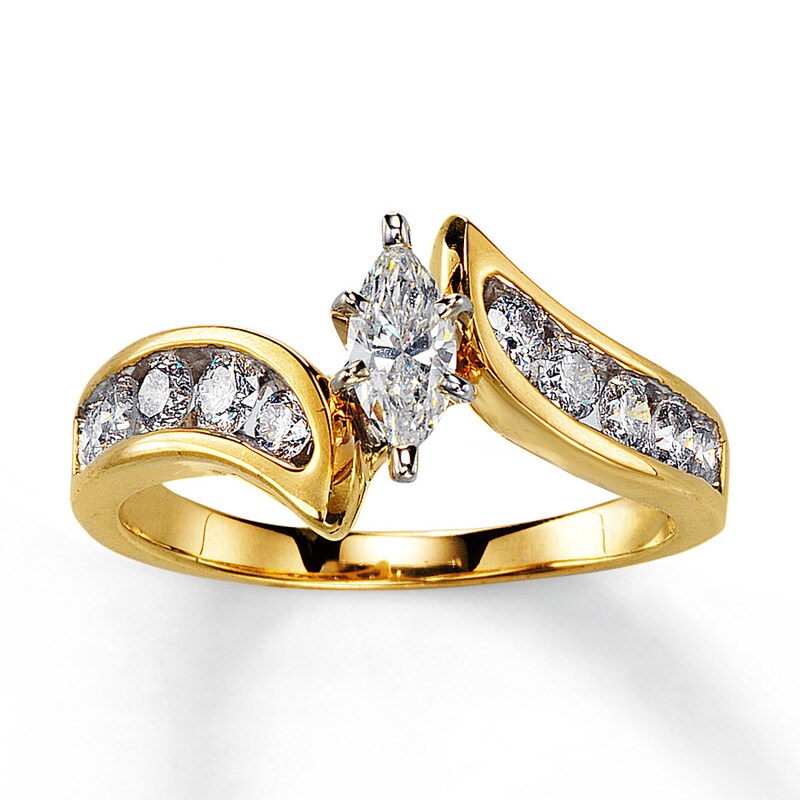 Main Image 1 of Previously Owned Diamond Engagement Ring 3/4 ct tw Marquise & Round-cut 14K Yellow Gold - Size 4