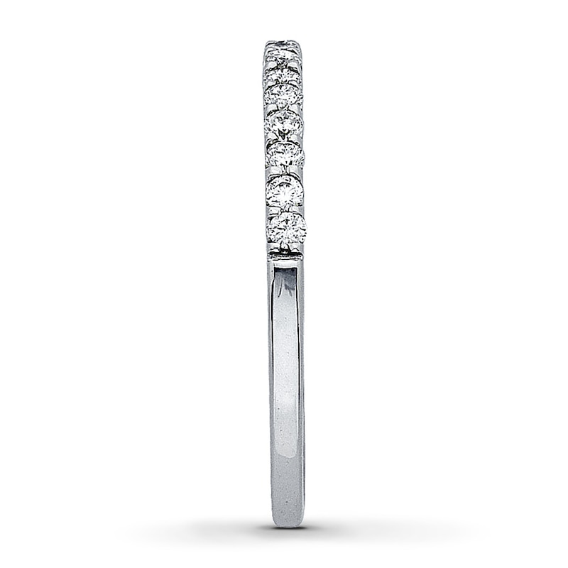 Main Image 3 of Previously Owned Wedding Band 1/4 ct tw Round-cut Diamonds 14K White Gold - Size 4.25