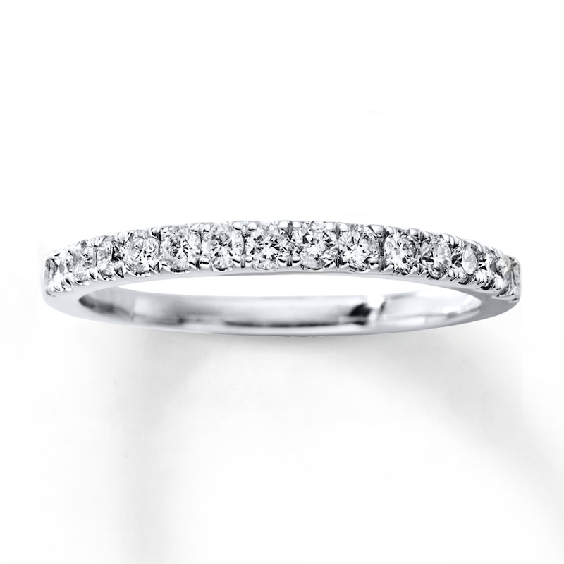 Main Image 1 of Previously Owned Diamond Wedding Band 1/3 ct tw Round-cut 14K White Gold - Size 9.25