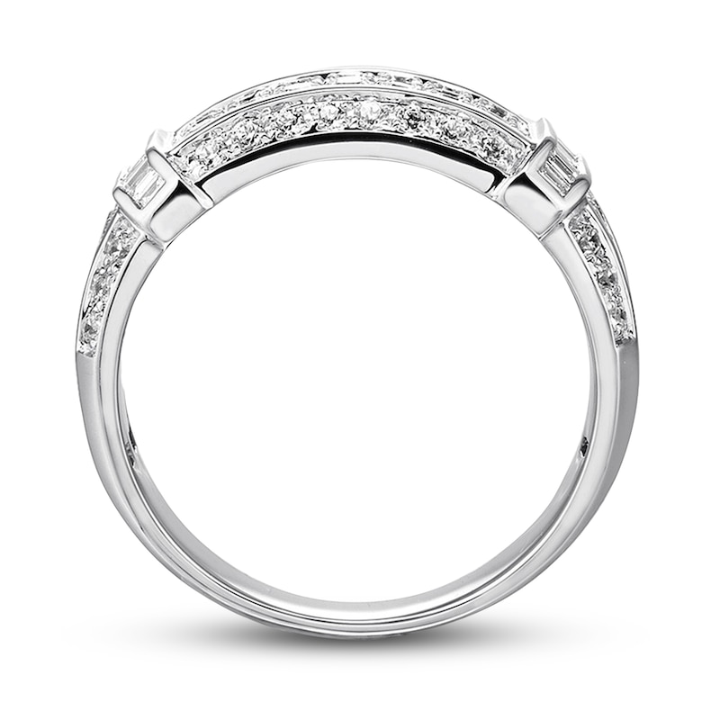 Main Image 4 of Previously Owned Men's Diamond Wedding Band 1-1/2 ct tw Round & Baguette-cut 10K White Gold - Size 13.25