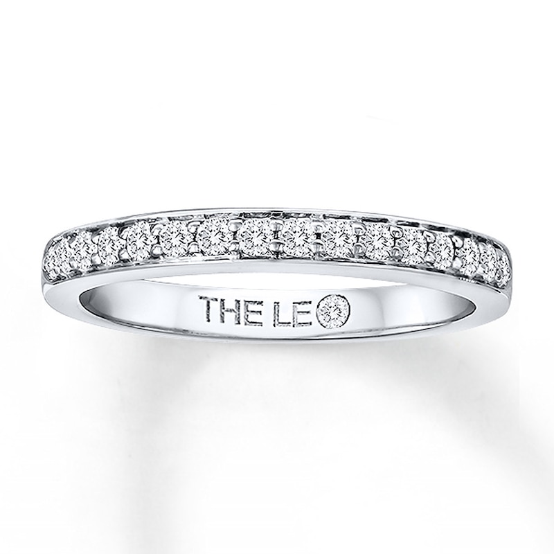 Previously Owned THE LEO Diamond Wedding Band 1/4 ct tw Round-cut 14K White Gold